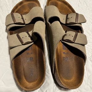 Birkenstocks Arizona Soft Footbed Suede